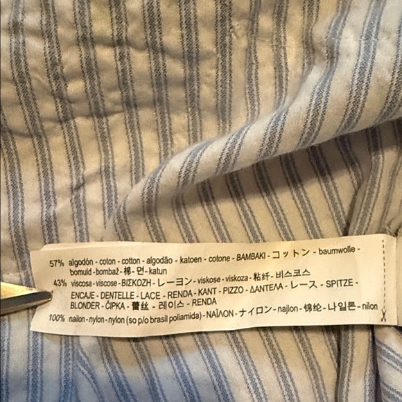 Zara Blue and White Striped With Lace Detailing With Bell 3/4 Sleeves Ribbon - Picture 8 of 8